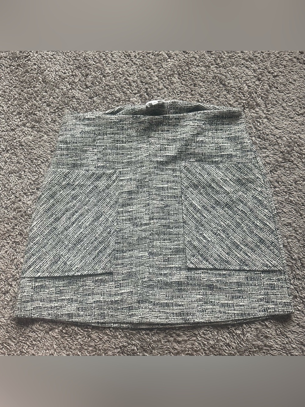 Le Lis Black and White Tweed Patch-Pocket Mini Skirt - Picture 1 of 5
